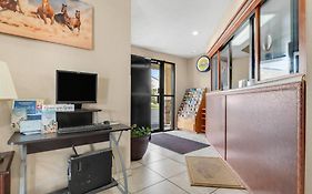 Days Inn By Wyndham Fort Wayne